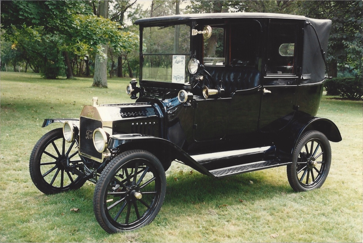 1920 Model T Towncar Car 